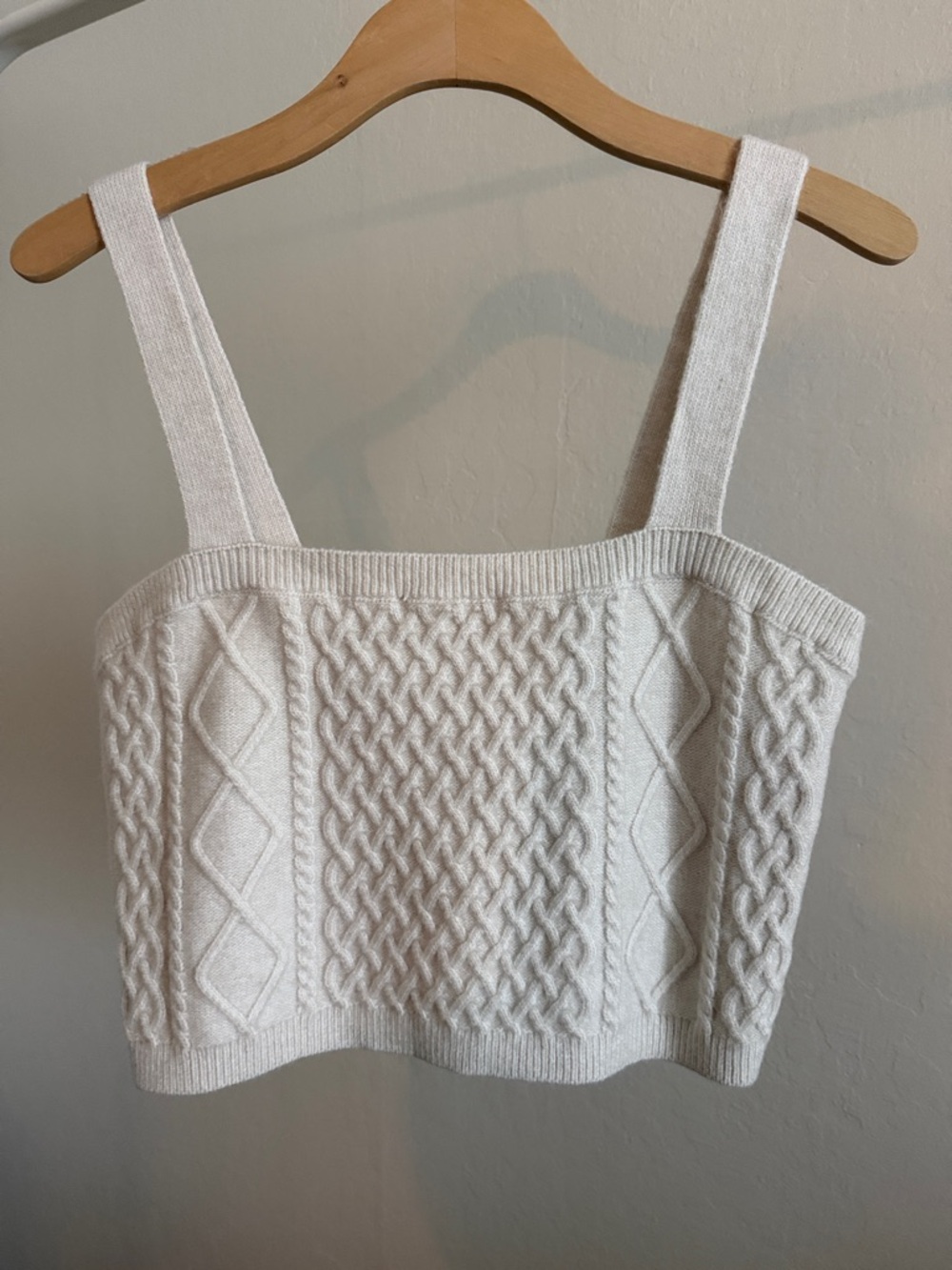 NWT Cable Knit White Cropped Tank Top